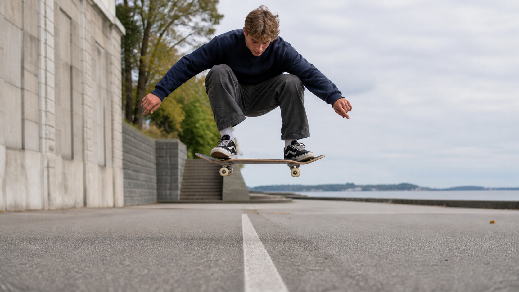 Skater laver en ollie